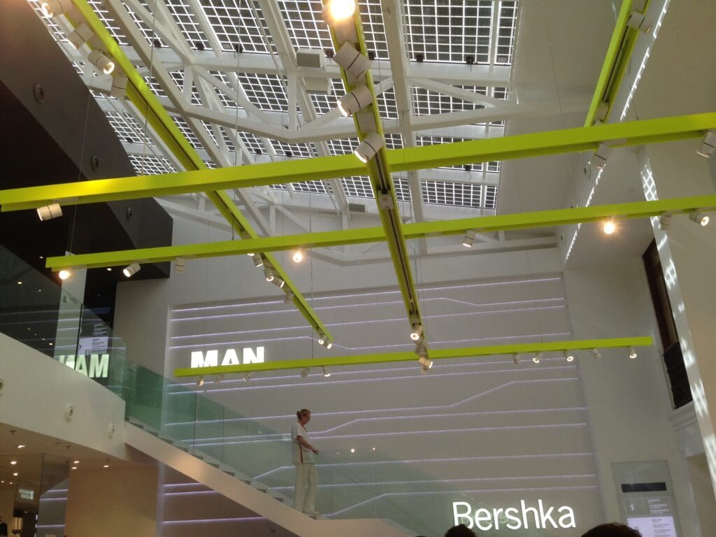 Themeecogroup-solar-panels-fashion-store-bershka